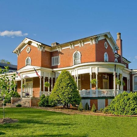 The Carriage House Inn B&B Lynchburg Exteriör bild