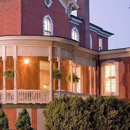 The Carriage House Inn B&B Lynchburg Exteriör bild